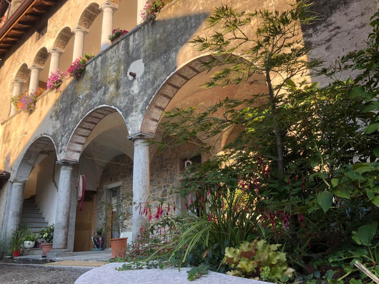 Ca Del Mecolo Lago Di Como Castiglione dʼIntelvi Exterior foto