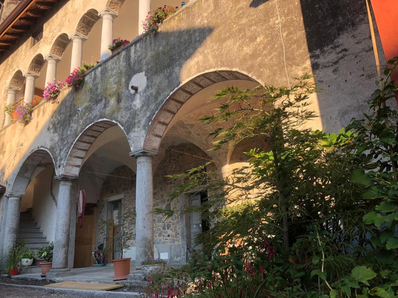 Ca Del Mecolo Lago Di Como Castiglione dʼIntelvi Exterior foto